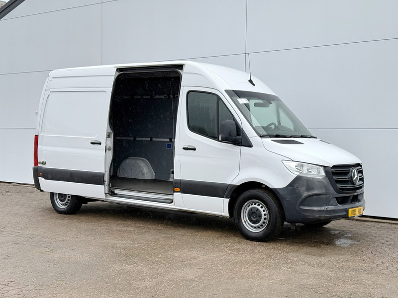 Mercedes-Benz eSprinter 312 ALL-IN PRIJS L2H2 55kWh 168km WLTP 80kw Snelladen Climate Control Camera Stoelverwarming Laadkabel - Furgão, Carrinha elétrica: foto 5 Mercedes-Benz eSprinter 312 ALL-IN PRIJS L2H2 55kWh 168km WLTP 80kw Snelladen Climate Control Camera Stoelverwarming Laadkabel - Furgão, Carrinha elétrica: foto 5