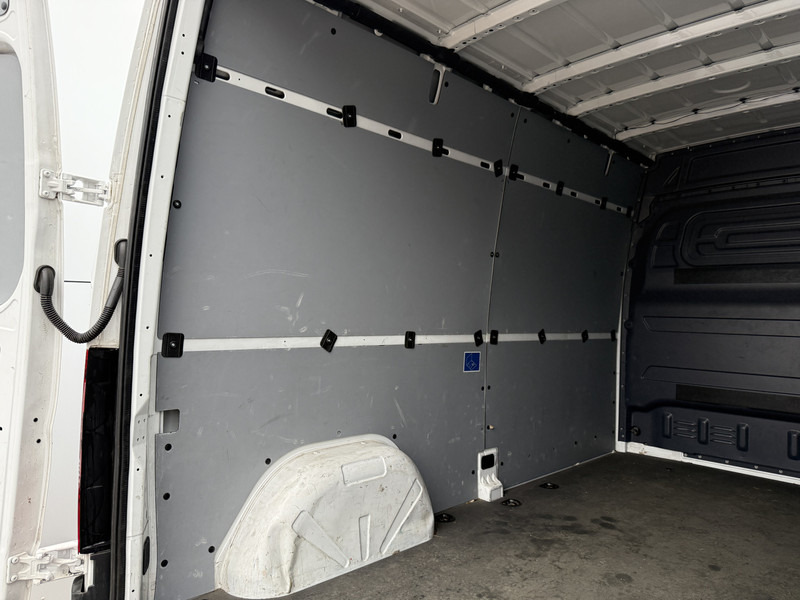 Leasing de Mercedes-Benz eSprinter 312 ALL-IN PRIJS L2H2 55kWh 168km WLTP 80kw Snelladen Climate Control Camera Stoelverwarming Laadkabel Mercedes-Benz eSprinter 312 ALL-IN PRIJS L2H2 55kWh 168km WLTP 80kw Snelladen Climate Control Camera Stoelverwarming Laadkabel: foto 13 Leasing de Mercedes-Benz eSprinter 312 ALL-IN PRIJS L2H2 55kWh 168km WLTP 80kw Snelladen Climate Control Camera Stoelverwarming Laadkabel Mercedes-Benz eSprinter 312 ALL-IN PRIJS L2H2 55kWh 168km WLTP 80kw Snelladen Climate Control Camera Stoelverwarming Laadkabel: foto 13