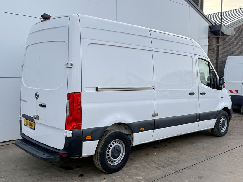 Mercedes-Benz eSprinter 312 ALL-IN PRIJS L2H2 55kWh 168km WLTP 80kw Snelladen Climate Control Stoelverwarming - Furgão, Carrinha elétrica: foto 3 Mercedes-Benz eSprinter 312 ALL-IN PRIJS L2H2 55kWh 168km WLTP 80kw Snelladen Climate Control Stoelverwarming - Furgão, Carrinha elétrica: foto 3