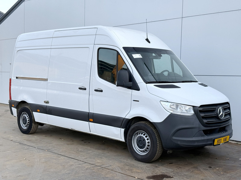 Mercedes-Benz eSprinter 312 ALL-IN PRIJS L2H2 55kWh 168km WLTP 80kw Snelladen Climate Control Stoelverwarming - Furgão, Carrinha elétrica: foto 4 Mercedes-Benz eSprinter 312 ALL-IN PRIJS L2H2 55kWh 168km WLTP 80kw Snelladen Climate Control Stoelverwarming - Furgão, Carrinha elétrica: foto 4
