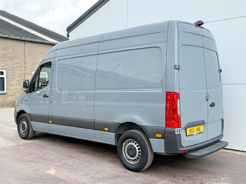 Mercedes-Benz eSprinter 312 L2H2 Elektrisch 41kWh 120pk Climate Control Camera Stoelverwarming - Furgão, Carrinha elétrica: foto 2 Mercedes-Benz eSprinter 312 L2H2 Elektrisch 41kWh 120pk Climate Control Camera Stoelverwarming - Furgão, Carrinha elétrica: foto 2