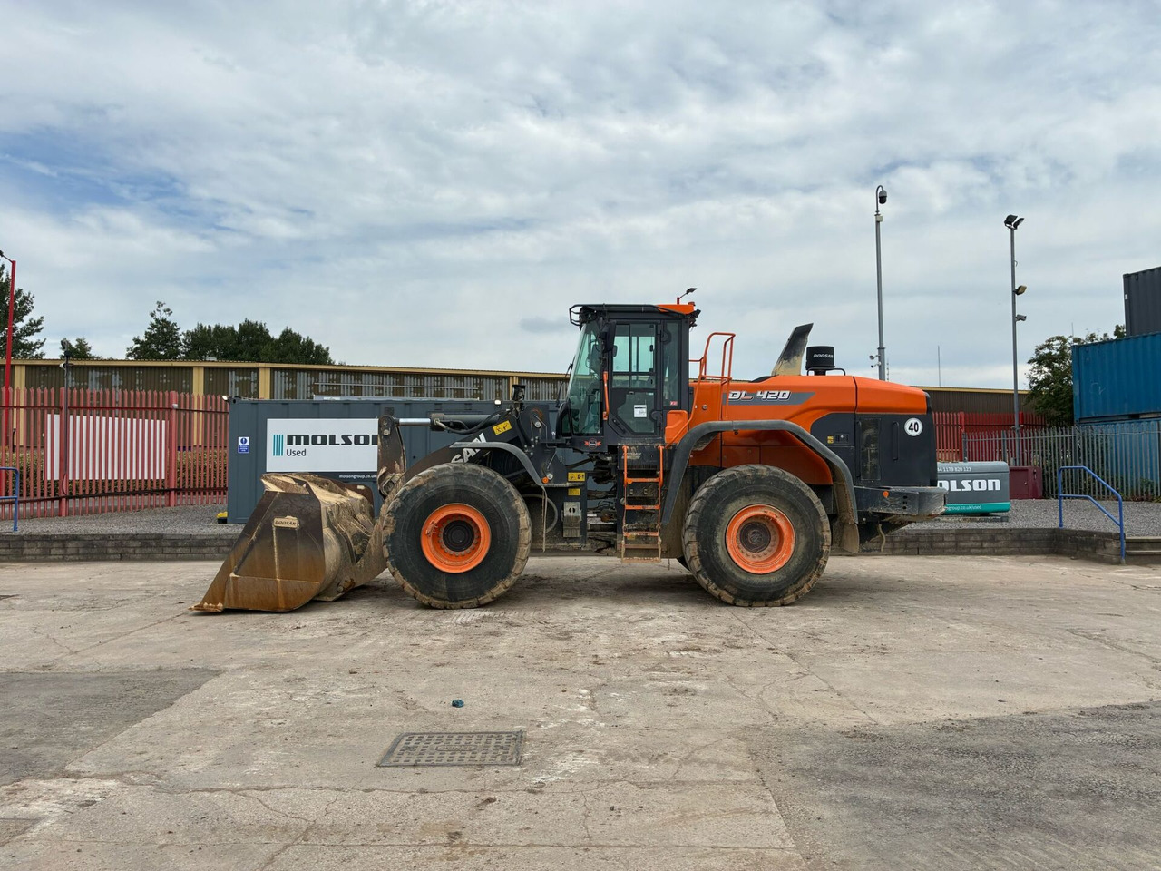 Doosan DL420 - Pá carregadora de rodas: foto 2 Doosan DL420 - Pá carregadora de rodas: foto 2
