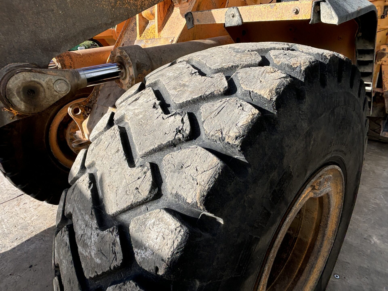 Pá carregadora de rodas Hyundai HL960: foto 15