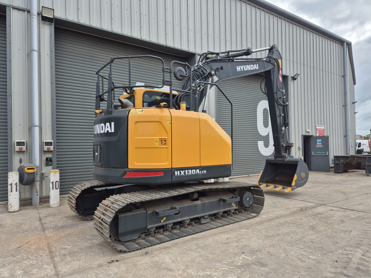 Hyundai HX130ALCR - Escavadora de rastos: foto 5 Hyundai HX130ALCR - Escavadora de rastos: foto 5