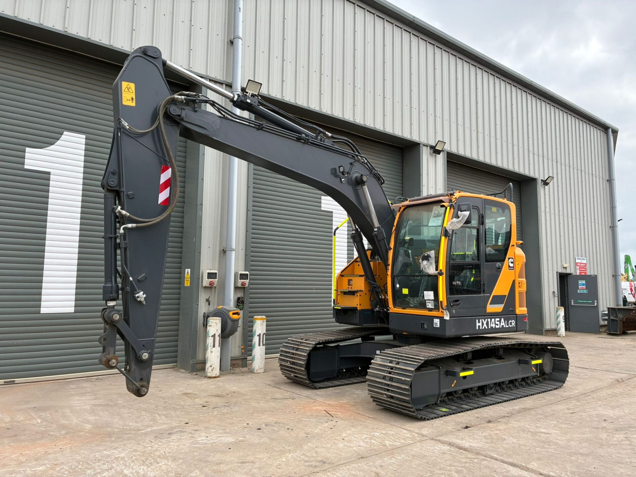 Hyundai HX145ALCR - Escavadora de rastos: foto 1 Hyundai HX145ALCR - Escavadora de rastos: foto 1