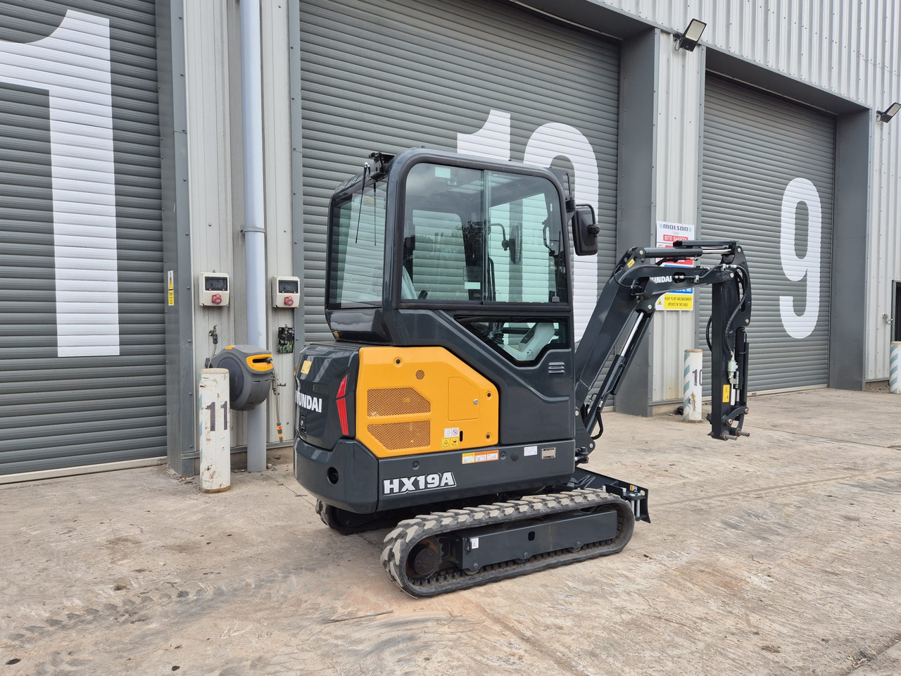 Hyundai HX19A - Mini escavadeira: foto 5 Hyundai HX19A - Mini escavadeira: foto 5