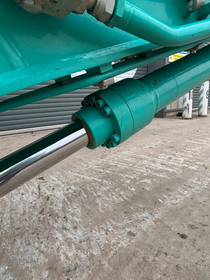 Escavadora de rastos Kobelco SK210HLC-10 Hybrid: foto 12 Escavadora de rastos Kobelco SK210HLC-10 Hybrid: foto 12