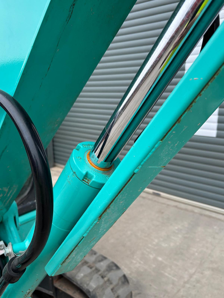 Mini escavadeira Kobelco SK30SR-6E: foto 15
