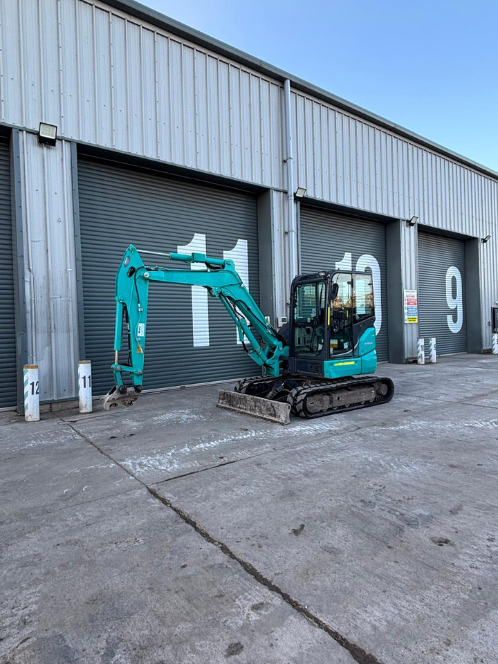 Kobelco SK45SRX - Mini escavadeira: foto 1 Kobelco SK45SRX - Mini escavadeira: foto 1