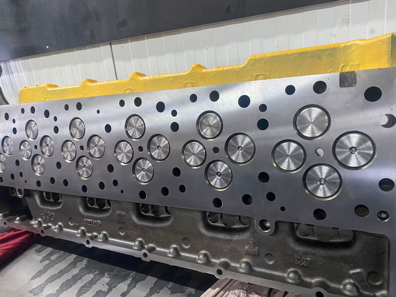 Caterpillar - Bloco do motor: foto 2 Caterpillar - Bloco do motor: foto 2