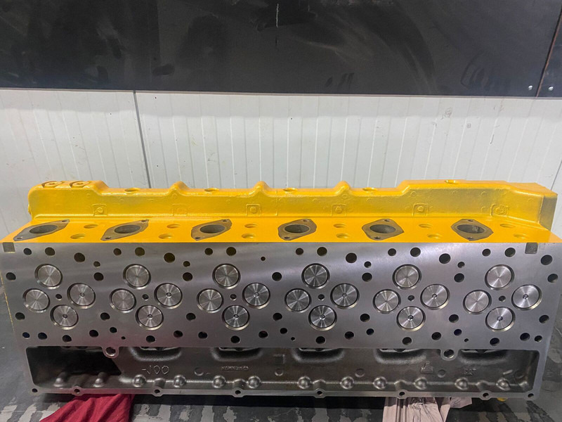 Caterpillar - Bloco do motor: foto 1 Caterpillar - Bloco do motor: foto 1