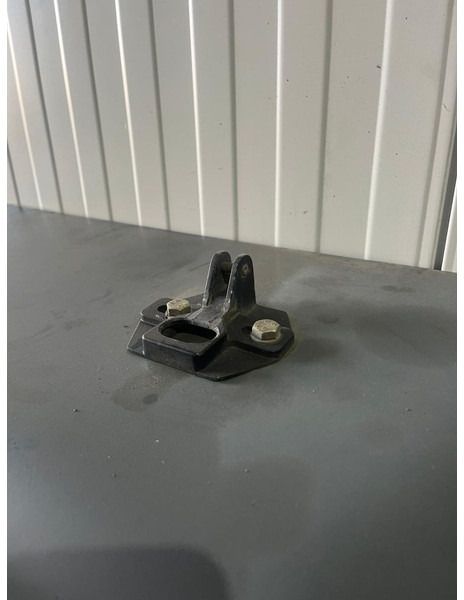 Liebherr R904 / A904C Li / A904 Li / A900C Li / A900C / R900C Li / R904C - Capô: foto 3 Liebherr R904 / A904C Li / A904 Li / A900C Li / A900C / R900C Li / R904C - Capô: foto 3