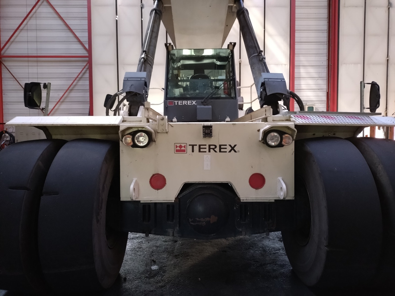 TEREX TFC 46M HC DRY - Reachstacker porta contentores: foto 1 TEREX TFC 46M HC DRY - Reachstacker porta contentores: foto 1