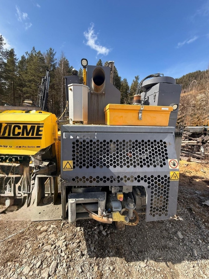 Atlas Copco FLEXIROC T30 R-03 - Máquina de perfuração: foto 5 Atlas Copco FLEXIROC T30 R-03 - Máquina de perfuração: foto 5