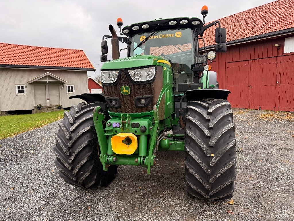 John Deere 6155 R - Trator: foto 4 John Deere 6155 R - Trator: foto 4