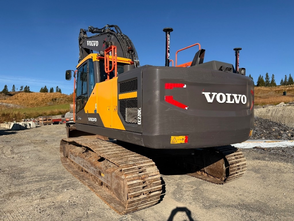 Volvo EC220EL - Escavadora de rastos: foto 1 Volvo EC220EL - Escavadora de rastos: foto 1