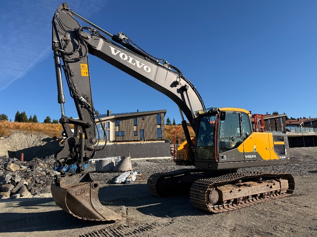 Volvo EC220EL - Escavadora de rastos: foto 4 Volvo EC220EL - Escavadora de rastos: foto 4