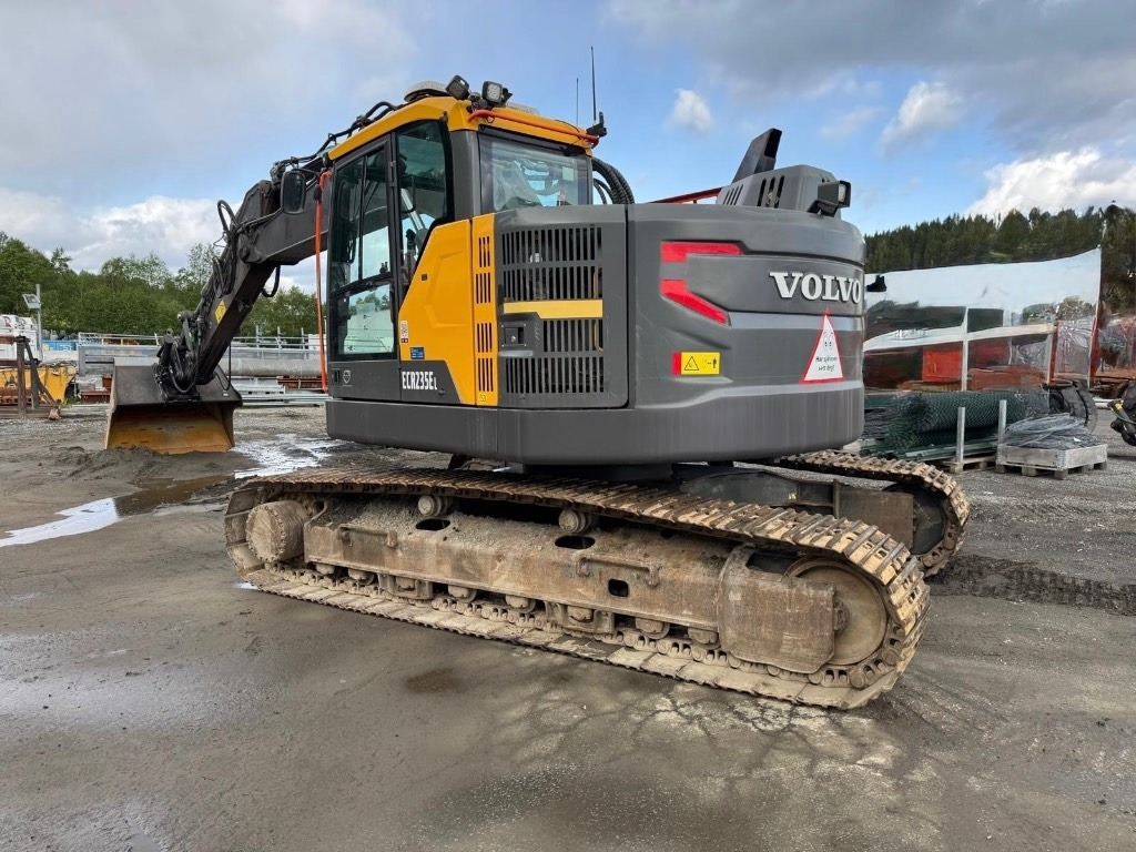 Volvo ECR 235 E - Escavadora de rastos: foto 2 Volvo ECR 235 E - Escavadora de rastos: foto 2