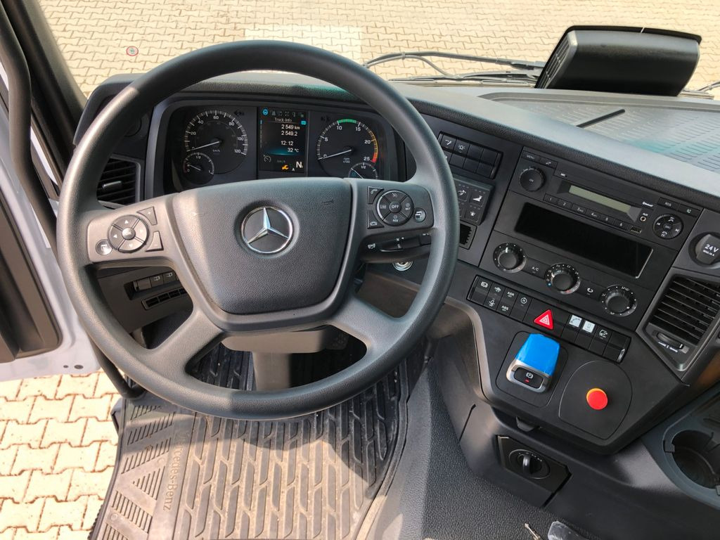 Leasing de Mercedes-Benz AROCS 4243  ALLSTAR 32.70-4Z  Mercedes-Benz AROCS 4243  ALLSTAR 32.70-4Z: foto 9