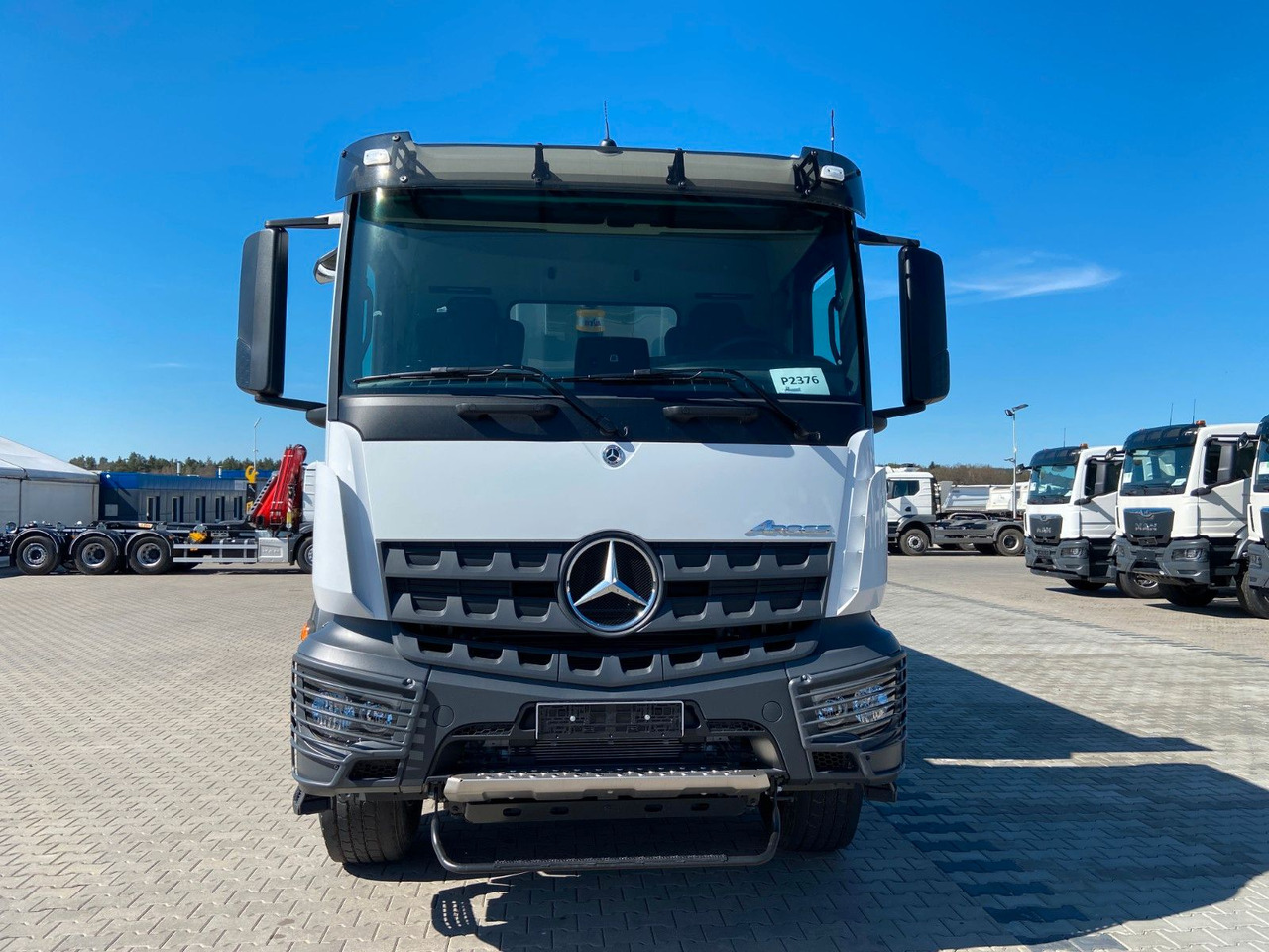 Mercedes-Benz Arocs 4542 8x4 AUTOMAT EURO 3 FML KIPPER - Camião basculante: foto 3 Mercedes-Benz Arocs 4542 8x4 AUTOMAT EURO 3 FML KIPPER - Camião basculante: foto 3