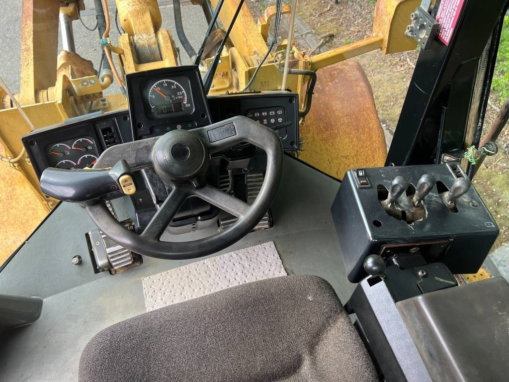 Pá carregadora de rodas CAT 950 G: foto 11