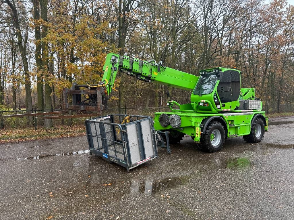 Merlo Roto40.26 MCSS - Empilhador telescópico: foto 1 Merlo Roto40.26 MCSS - Empilhador telescópico: foto 1