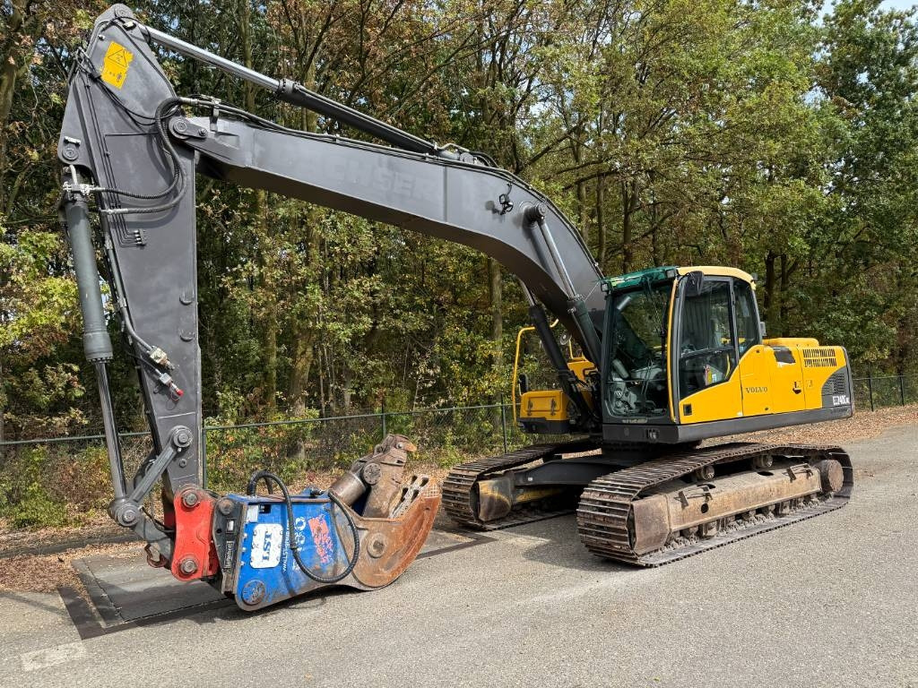 Volvo EC 240 C N L - Escavadora de rastos: foto 1 Volvo EC 240 C N L - Escavadora de rastos: foto 1
