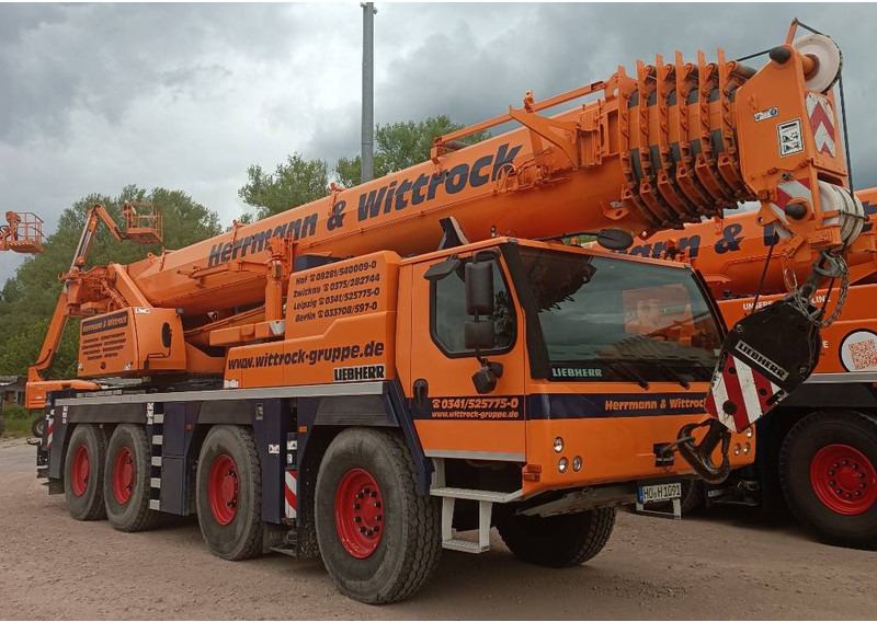 Liebherr LTM 1090-4.2 - Grua todo o terreno: foto 1 Liebherr LTM 1090-4.2 - Grua todo o terreno: foto 1