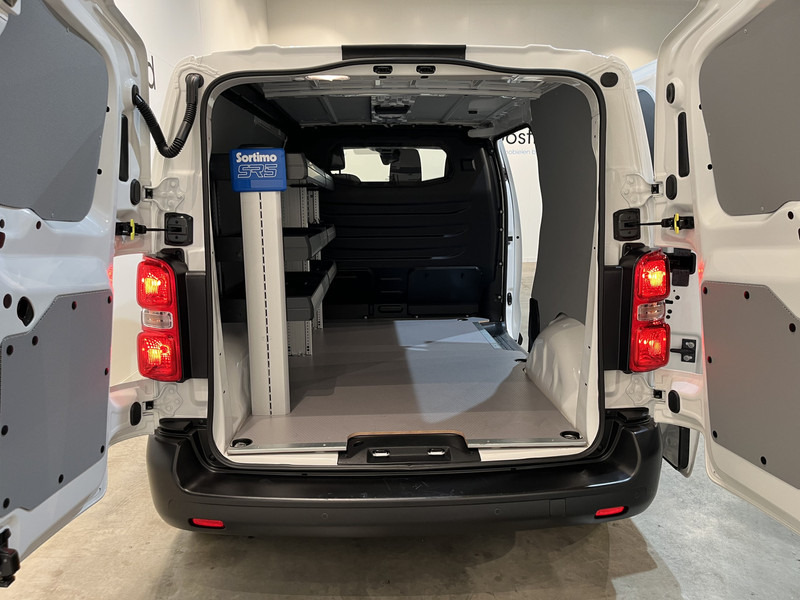 Opel Vivaro-e L2 75 kWh Servicebus / Sortimo Inrichting / 100% elektrisch !! / Airco / Cruise Control / CarPlay / Camera / Navigatie / 3-Zits / 3.800 KM !! - Furgão compacto, Carrinha elétrica: foto 4 Opel Vivaro-e L2 75 kWh Servicebus / Sortimo Inrichting / 100% elektrisch !! / Airco / Cruise Control / CarPlay / Camera / Navigatie / 3-Zits / 3.800 KM !! - Furgão compacto, Carrinha elétrica: foto 4