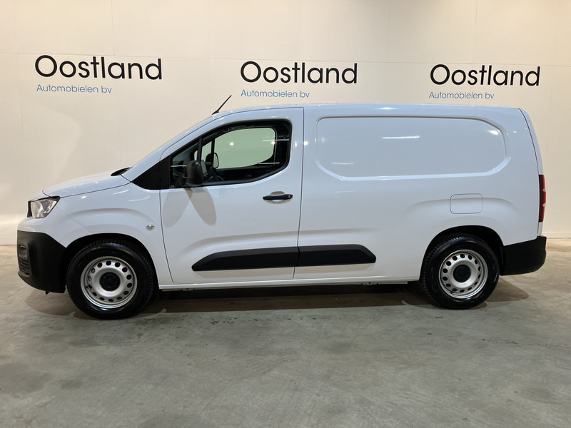 Peugeot e-Partner Premium Long 50 kWh / 100% Elektrisch / Airco / Cruise Control / PDC / Navigatie / CarPlay/ 2.500 KM !! - Furgão compacto, Carrinha elétrica: foto 2 Peugeot e-Partner Premium Long 50 kWh / 100% Elektrisch / Airco / Cruise Control / PDC / Navigatie / CarPlay/ 2.500 KM !! - Furgão compacto, Carrinha elétrica: foto 2