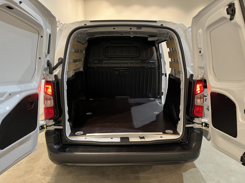 Toyota PROACE CITY Electric Live 50 kWh 100% elektrisch !! / CCS Snellader / Airco / Cruise Control / CarPlay / Navigatie / Camera / 980 KM !! Z.G.A.N. / BPM VRIJ !! - Furgão compacto, Carrinha elétrica: foto 5 Toyota PROACE CITY Electric Live 50 kWh 100% elektrisch !! / CCS Snellader / Airco / Cruise Control / CarPlay / Navigatie / Camera / 980 KM !! Z.G.A.N. / BPM VRIJ !! - Furgão compacto, Carrinha elétrica: foto 5