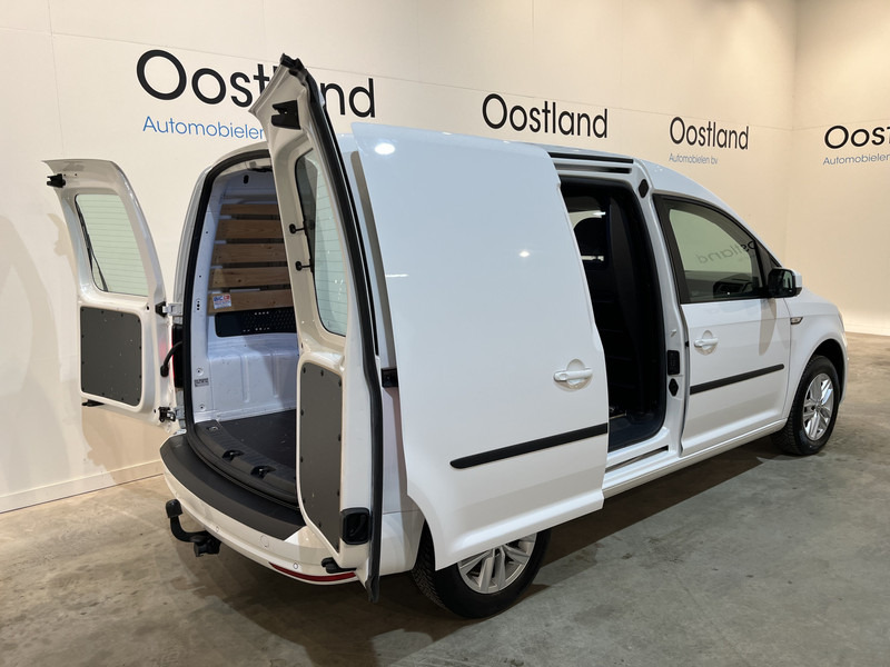 Volkswagen Caddy 2.0 TDI L1H1 BMT Highline / Euro 6 / Airco / Cruise Control / CarPlay / Trekhaak / PDC / Navigatie - Furgão compacto: foto 2 Volkswagen Caddy 2.0 TDI L1H1 BMT Highline / Euro 6 / Airco / Cruise Control / CarPlay / Trekhaak / PDC / Navigatie - Furgão compacto: foto 2