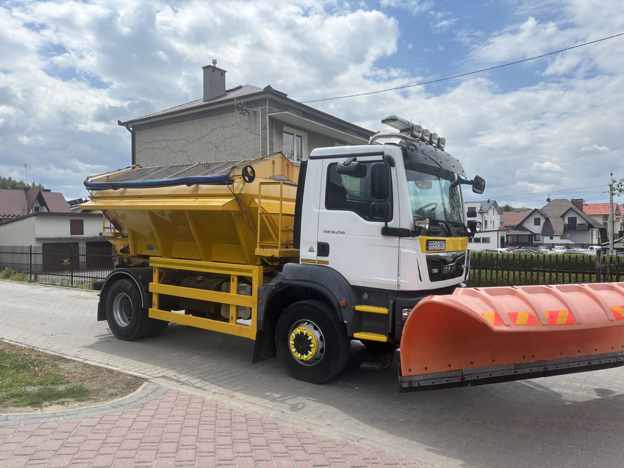 MAN TGM 18.290 4X4BB GRITTER/SPREADER PLOUGH ECON - Veículo limpa-neves: foto 3 MAN TGM 18.290 4X4BB GRITTER/SPREADER PLOUGH ECON - Veículo limpa-neves: foto 3
