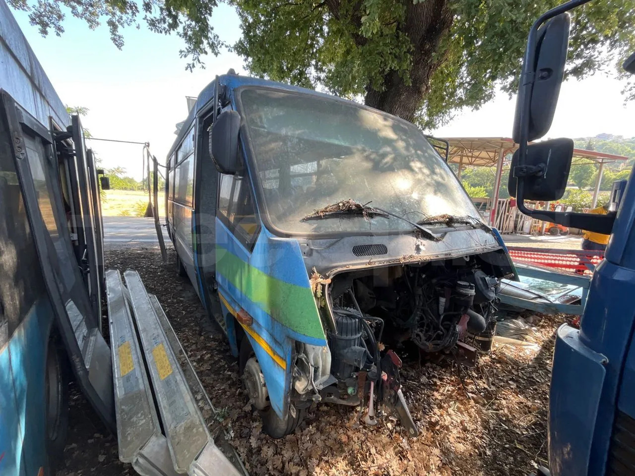 Bundle di 4 mezzi Iveco - Cacciamali Man - 10.180 HOCL Man - Neoplan Neoplan - N4011 - Ônibus urbano: foto 2 Bundle di 4 mezzi Iveco - Cacciamali Man - 10.180 HOCL Man - Neoplan Neoplan - N4011 - Ônibus urbano: foto 2