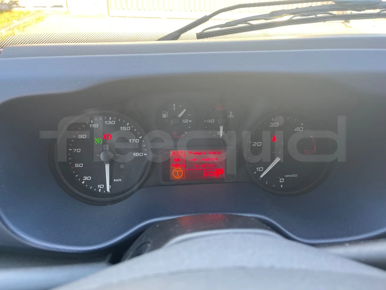 Indcar Wing - Autocarro: foto 3 Indcar Wing - Autocarro: foto 3