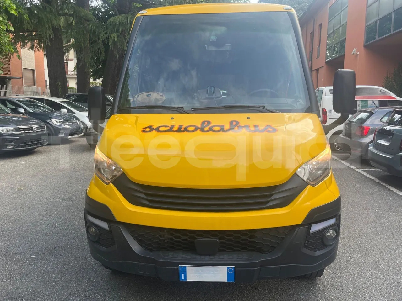 Iveco 70C14G - Autocarro escolar: foto 2 Iveco 70C14G - Autocarro escolar: foto 2