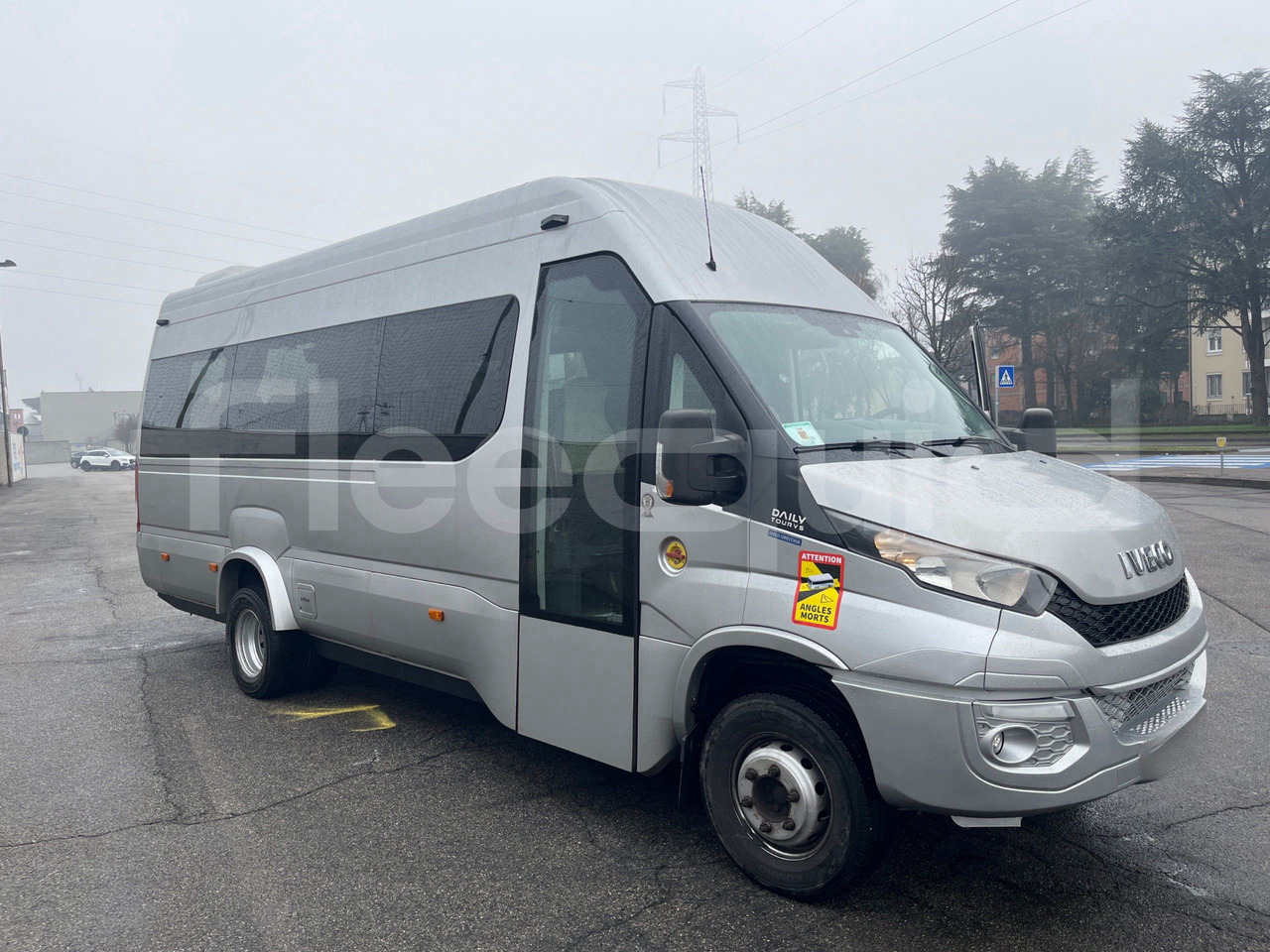 Iveco Daily - Minibus, Furgão de passageiros: foto 1 Iveco Daily - Minibus, Furgão de passageiros: foto 1