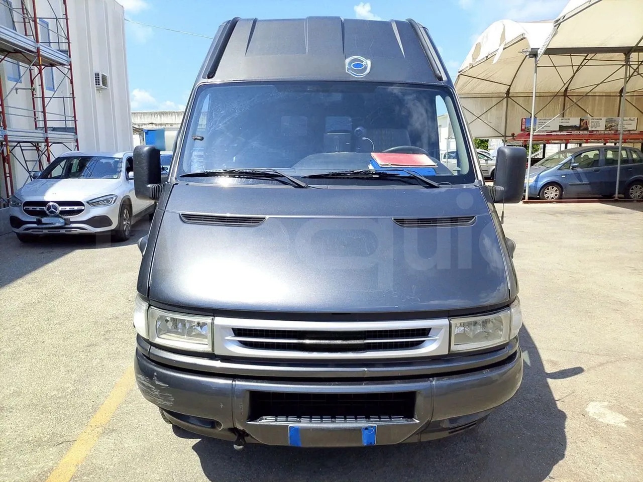 Iveco Daily - Minibus, Furgão de passageiros: foto 2 Iveco Daily - Minibus, Furgão de passageiros: foto 2