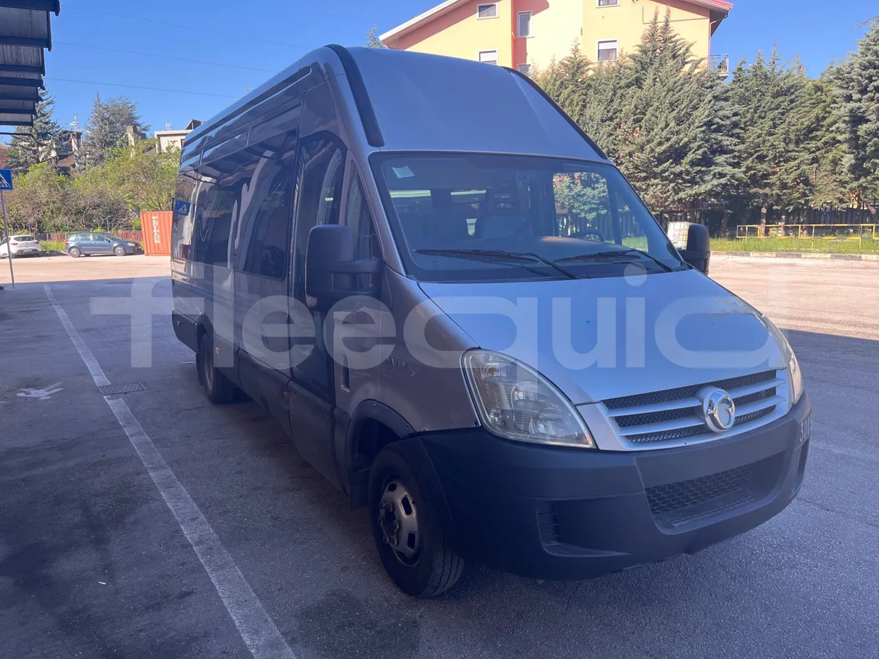Iveco Daily - Minibus, Furgão de passageiros: foto 1 Iveco Daily - Minibus, Furgão de passageiros: foto 1