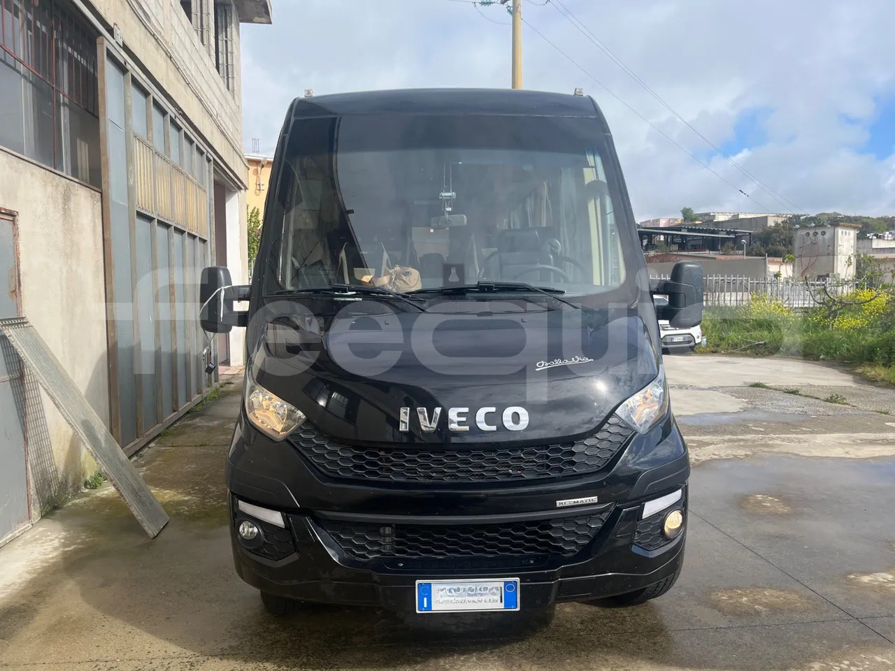 Iveco Daily - Autocarro: foto 2 Iveco Daily - Autocarro: foto 2