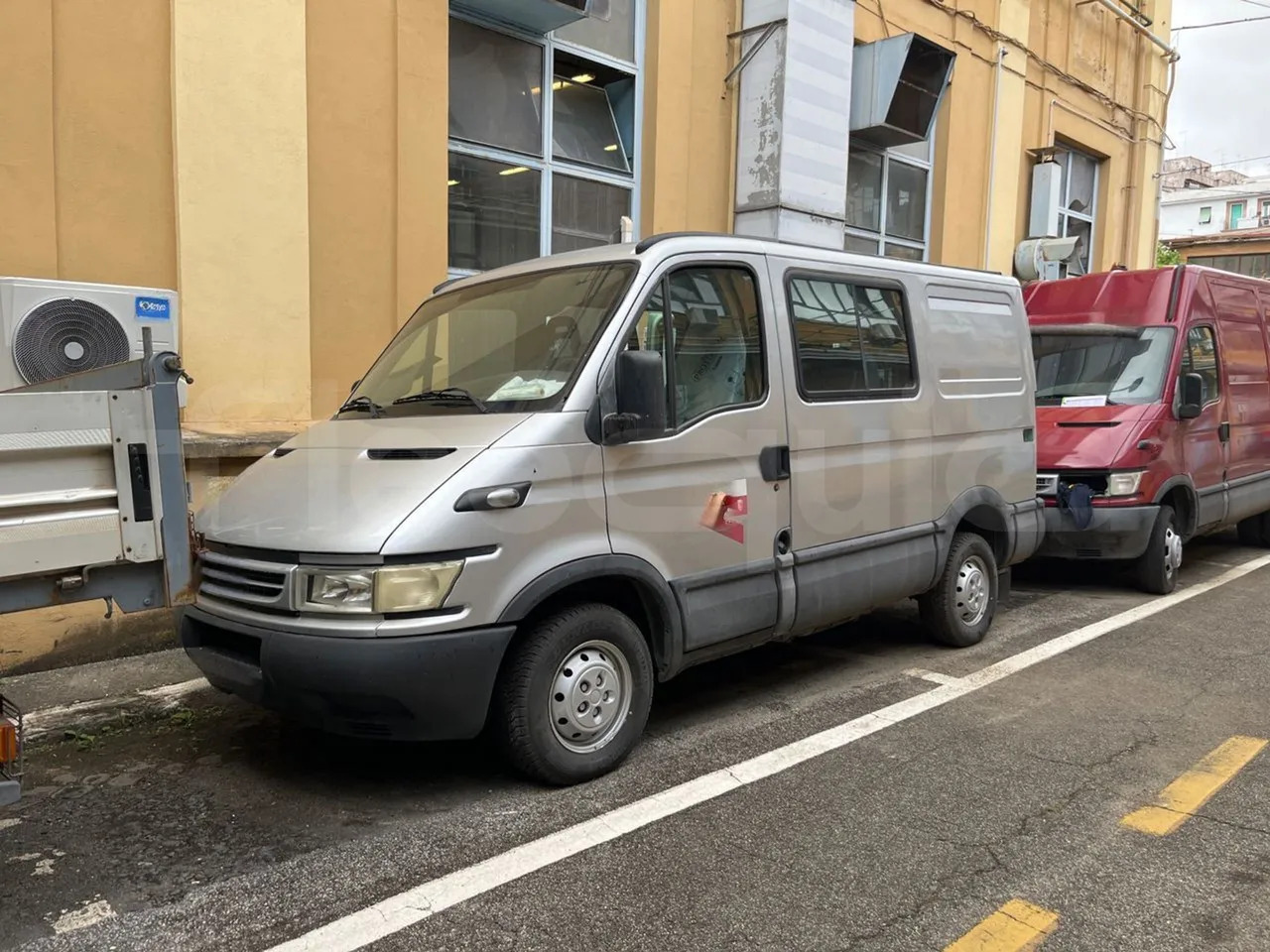 Iveco Daily - Minibus, Furgão de passageiros: foto 3 Iveco Daily - Minibus, Furgão de passageiros: foto 3