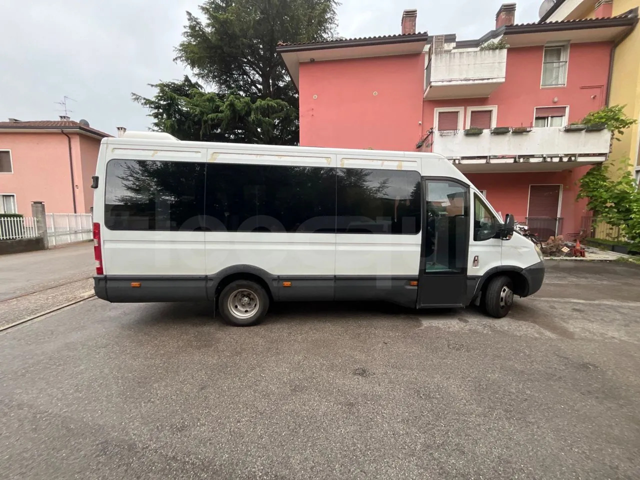 Minibus, Furgão de passageiros Iveco Daily: foto 11