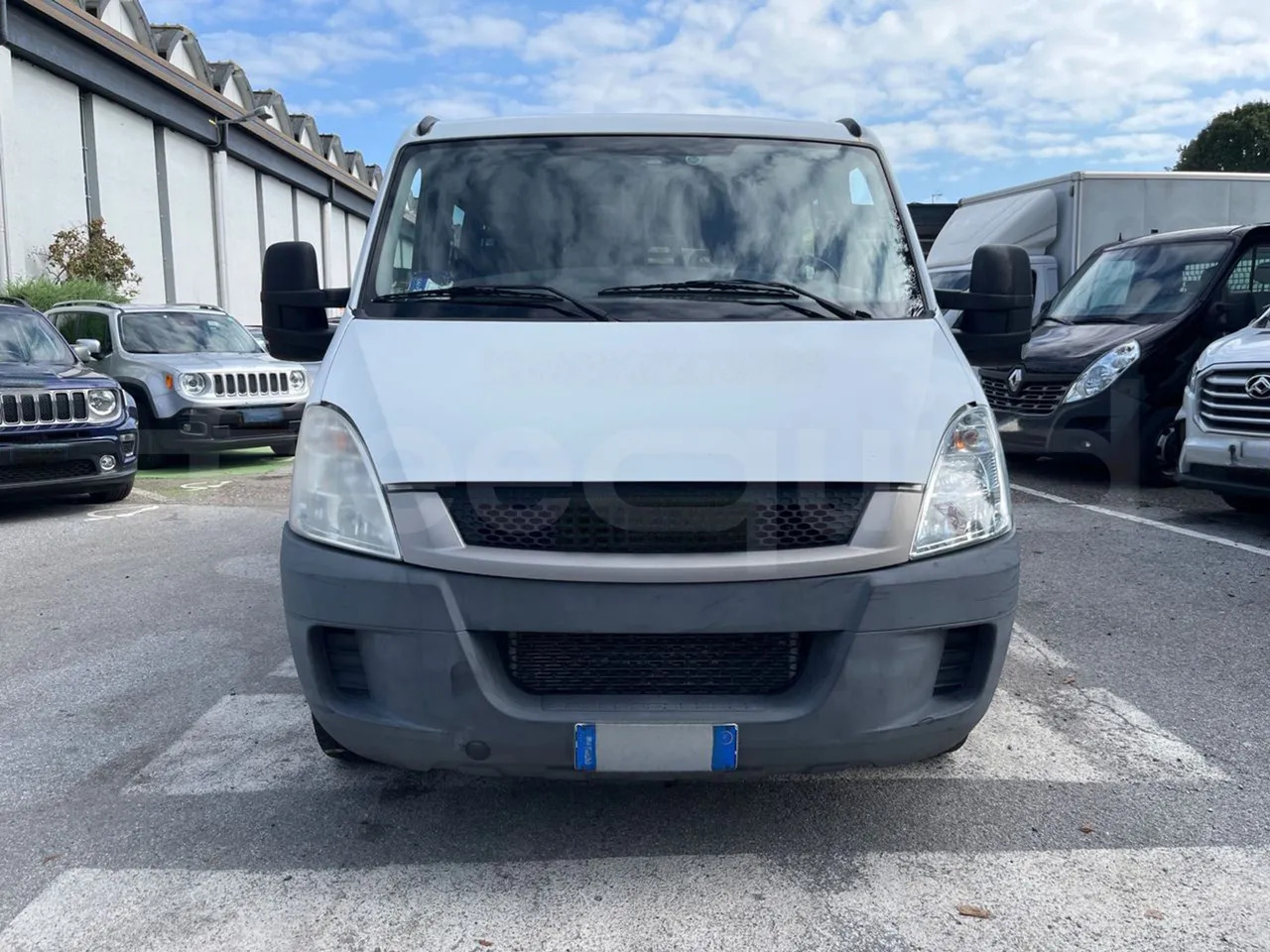 Iveco Daily - Minibus, Furgão de passageiros: foto 2 Iveco Daily - Minibus, Furgão de passageiros: foto 2