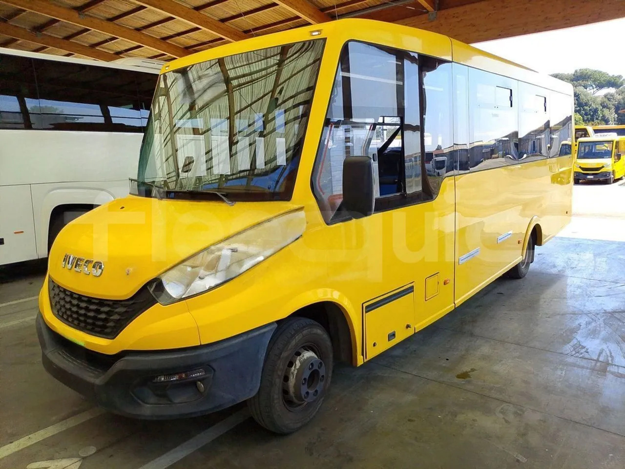 Iveco Indcar - Autocarro escolar: foto 4 Iveco Indcar - Autocarro escolar: foto 4