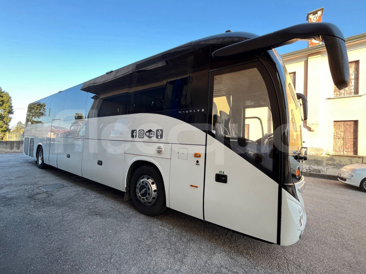 Iveco Magelys - Autocarro: foto 1 Iveco Magelys - Autocarro: foto 1