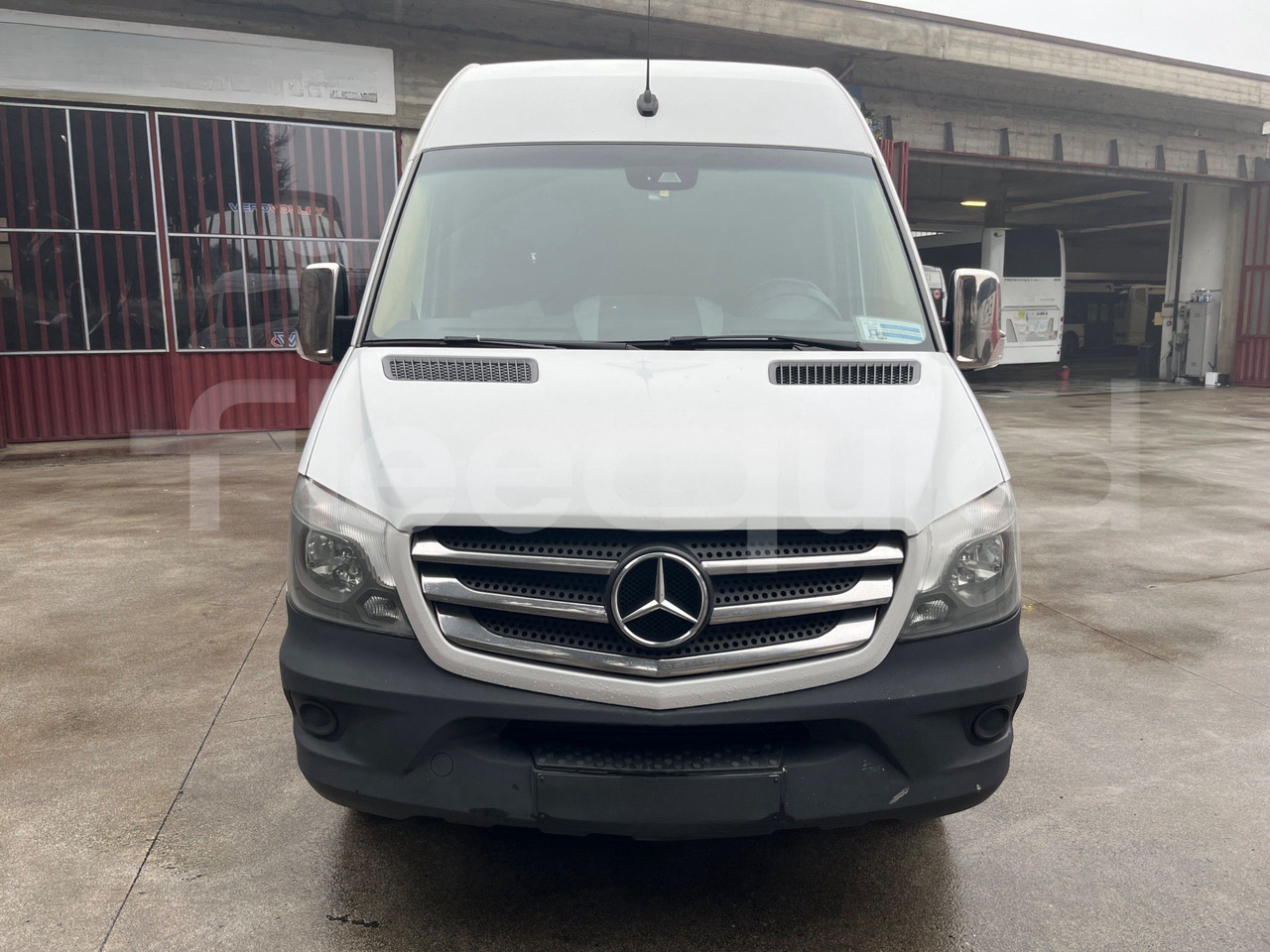 Mercedes-Benz Sprinter - Autocarro: foto 2 Mercedes-Benz Sprinter - Autocarro: foto 2
