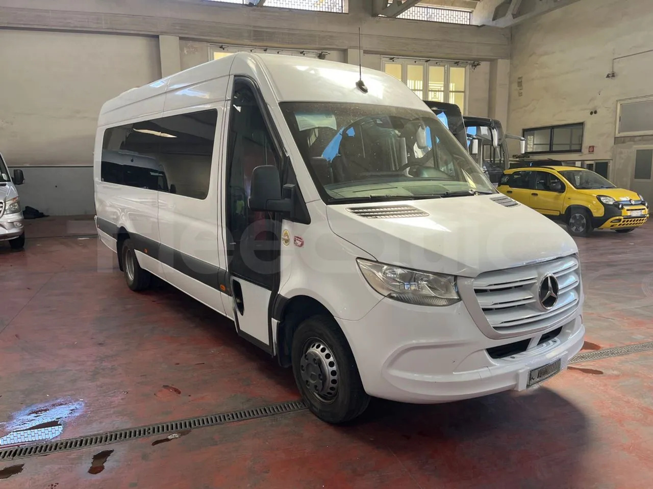Mercedes-Benz Sprinter - Minibus, Furgão de passageiros: foto 1 Mercedes-Benz Sprinter - Minibus, Furgão de passageiros: foto 1