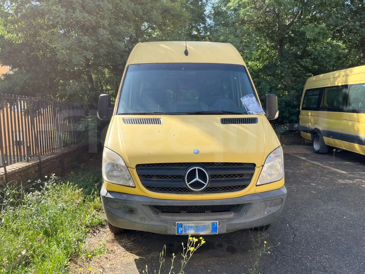 Mercedes-Benz Sprinter - Autocarro escolar: foto 2 Mercedes-Benz Sprinter - Autocarro escolar: foto 2