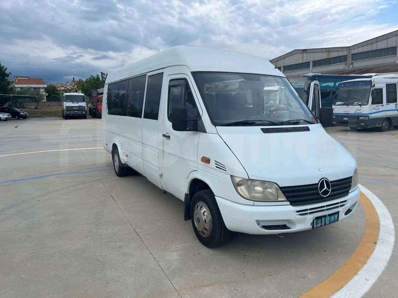 Mercedes-Benz Sprinter - Minibus, Furgão de passageiros: foto 1 Mercedes-Benz Sprinter - Minibus, Furgão de passageiros: foto 1