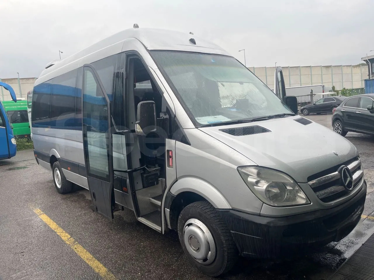 Mercedes-Benz Sprinter - Minibus, Furgão de passageiros: foto 1 Mercedes-Benz Sprinter - Minibus, Furgão de passageiros: foto 1